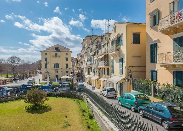 Venetian 27 *