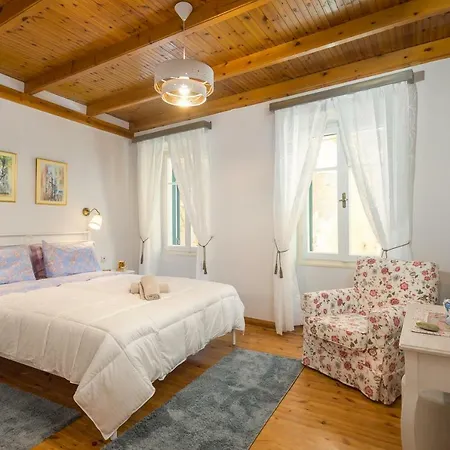 Venetian 27 Apartman *