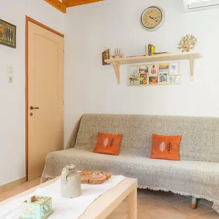 Venetian 27 * Corfu (city)